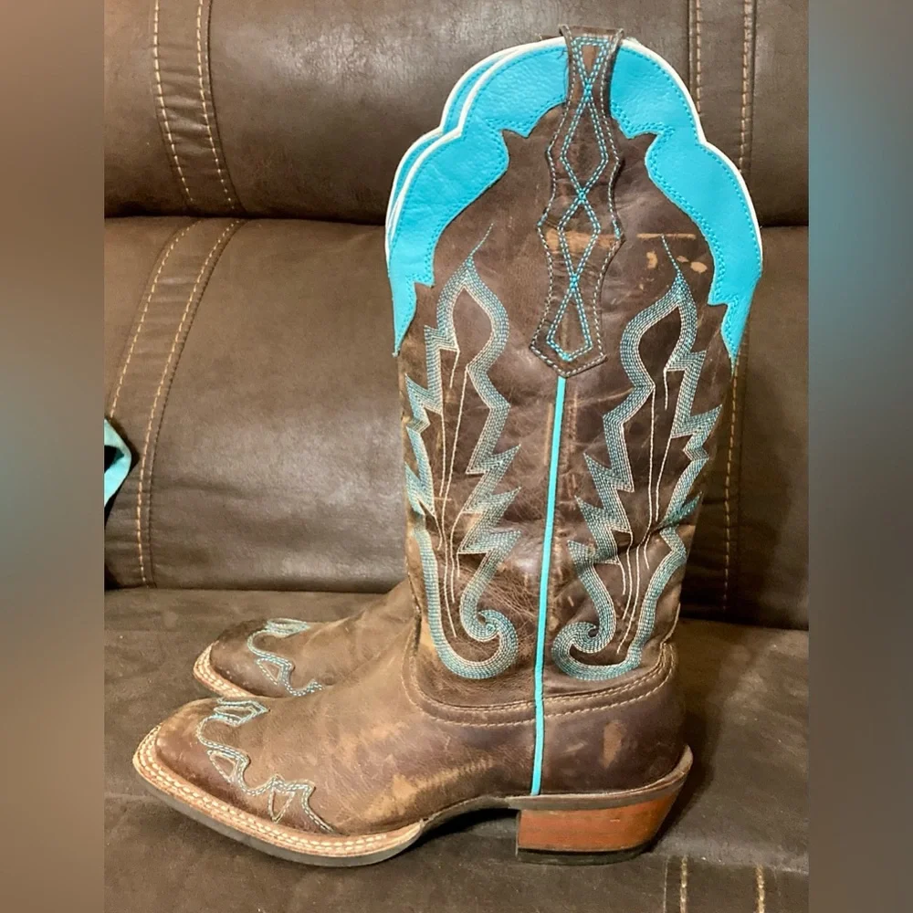 Ariat Caballera Western Boot with Turquoise accents - Picture 5 of 16